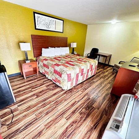 Regency Inn Iola Luaran gambar