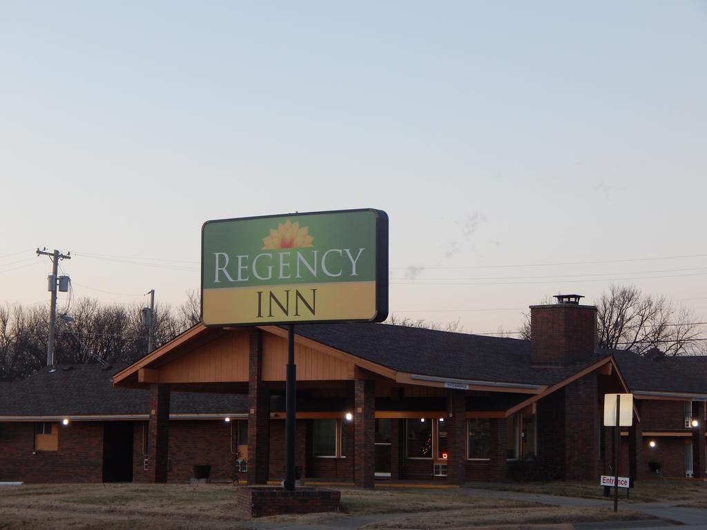Regency Inn Iola Luaran gambar